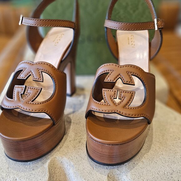 Gucci Interlocking G Cut Out Sandal 730022 US000 - 2535 Cuir Leather Size 39+ - Picture 9 of 14